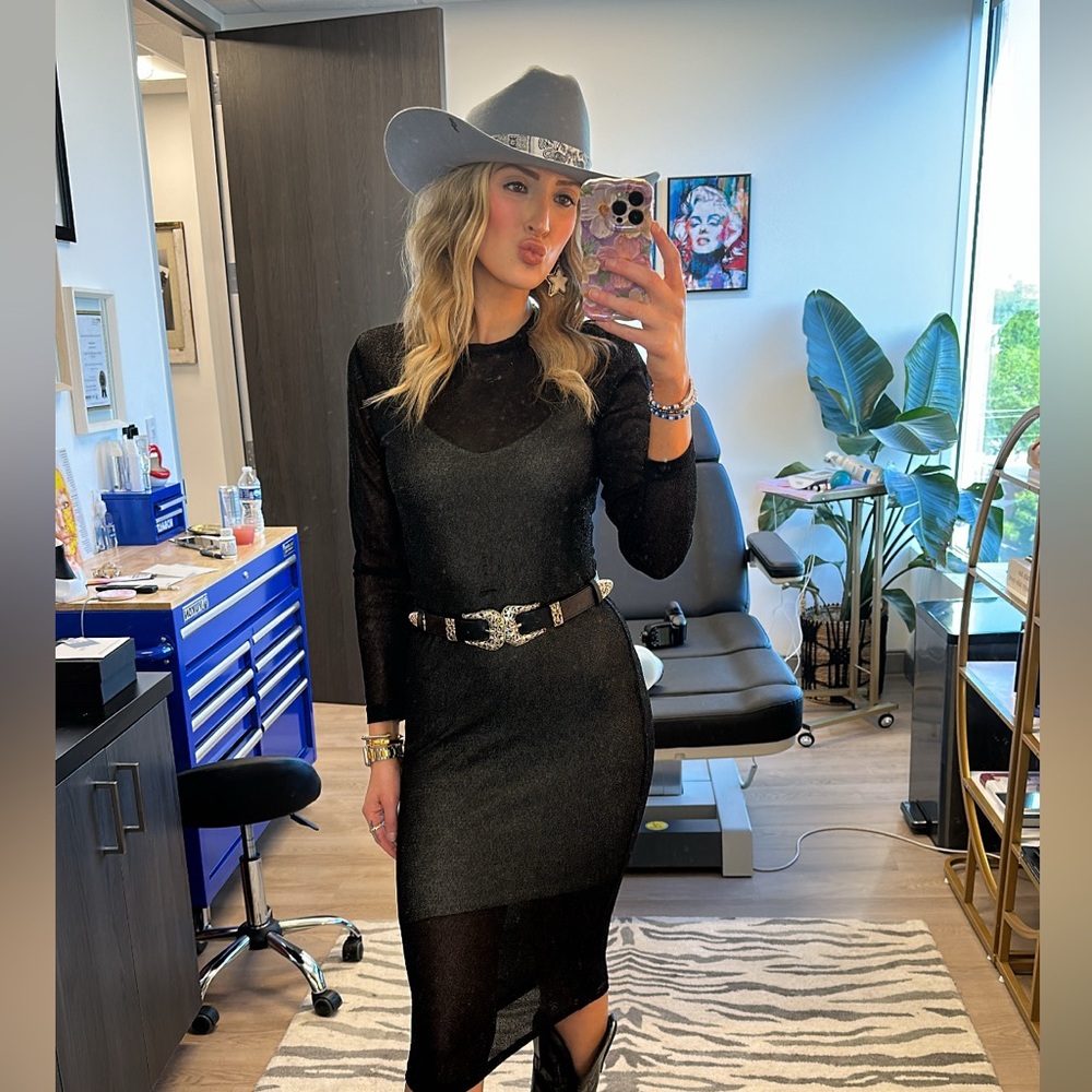 Elegant Black Dress